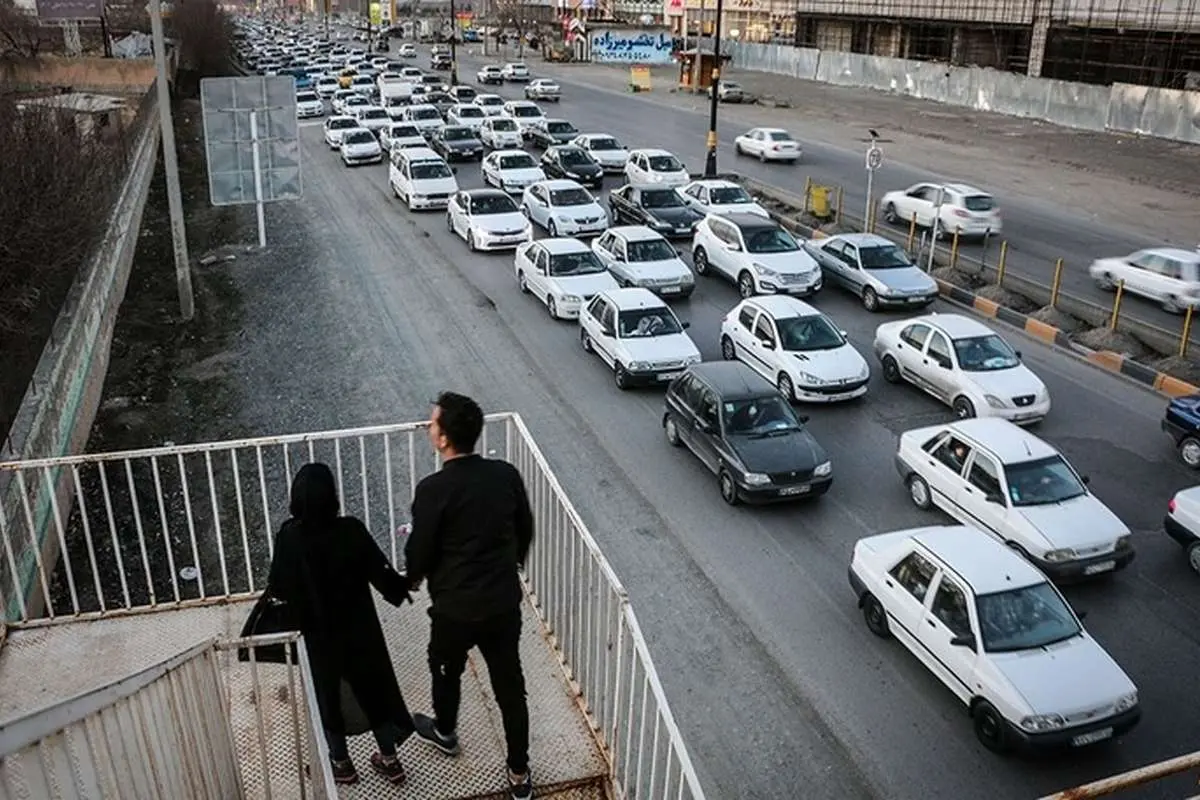 (تصاویر) ترافیک سنگین در جادههای منتهی به ییلاقات مشهد
