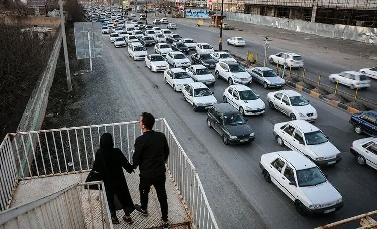 (تصاویر) ترافیک سنگین در جاده‌های منتهی به ییلاقات مشهد