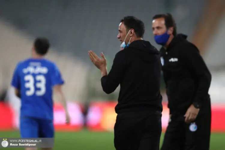 پرسپولیس را وزیر صدرنشین لیگ کرد، استقلال را تاکتیک؟!
