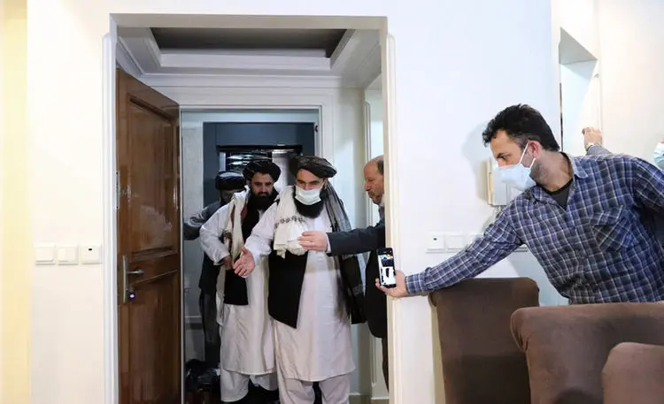 (تصاویر) نشست خبری هیات سیاسی طالبان در تهران