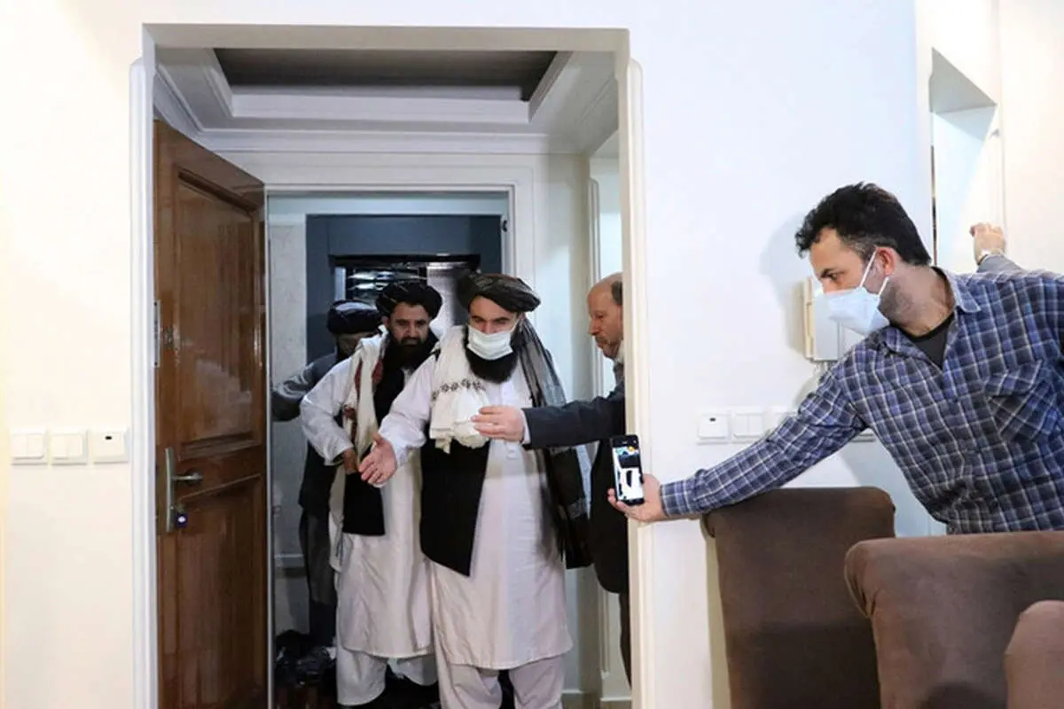 (تصاویر) نشست خبری هیات سیاسی طالبان در تهران