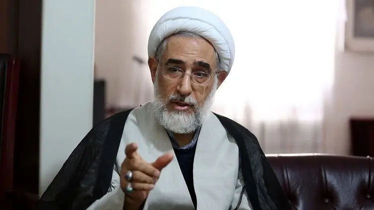 منتجب‌نیا: کودتا در حزب جمهوریت شکست خورد