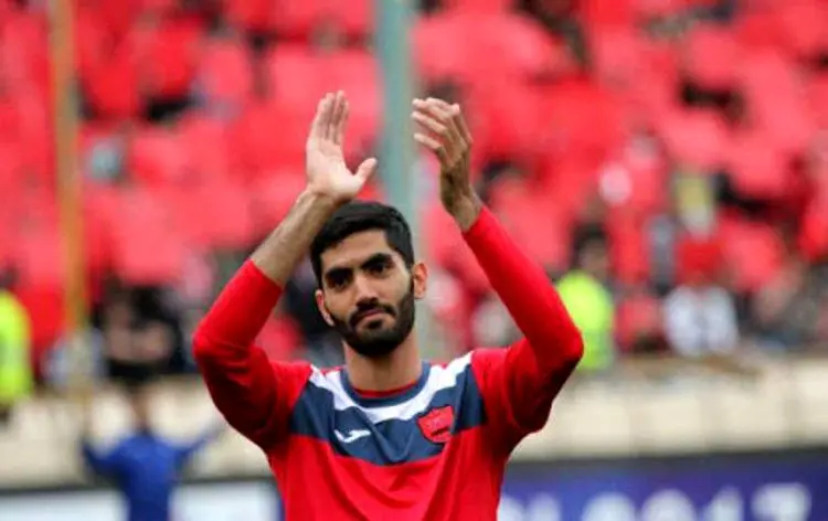 مدافع پرسپولیس در لیست امیر قلعه‌نویی