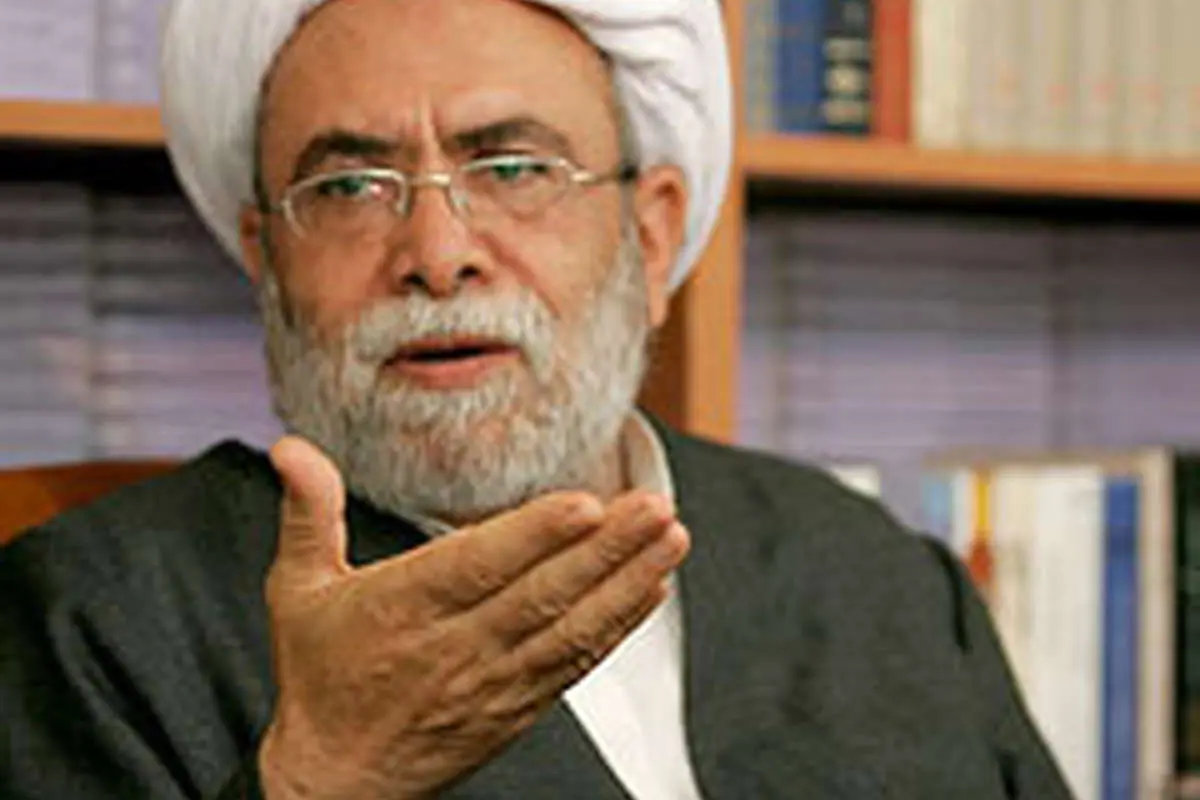 انقلاب مخملی زائیده توهمات ذهنی است