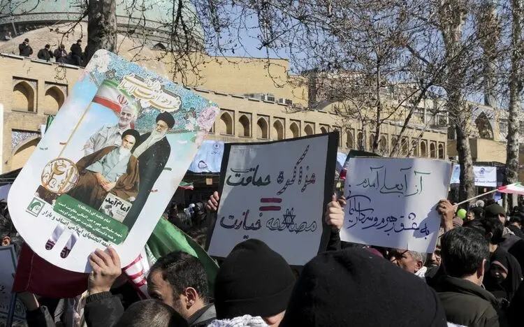 جریان مرموز حذف اسم و رسم