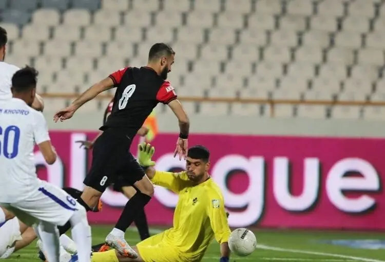 گل پرسپولیس به پیکان صحیح بود؟