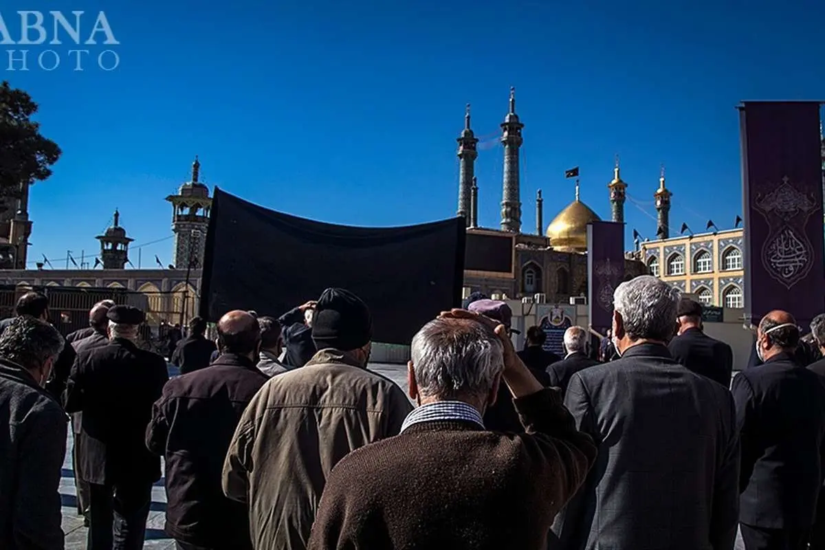 (تصاویر) عزاداری قمیها بدون ماسک!