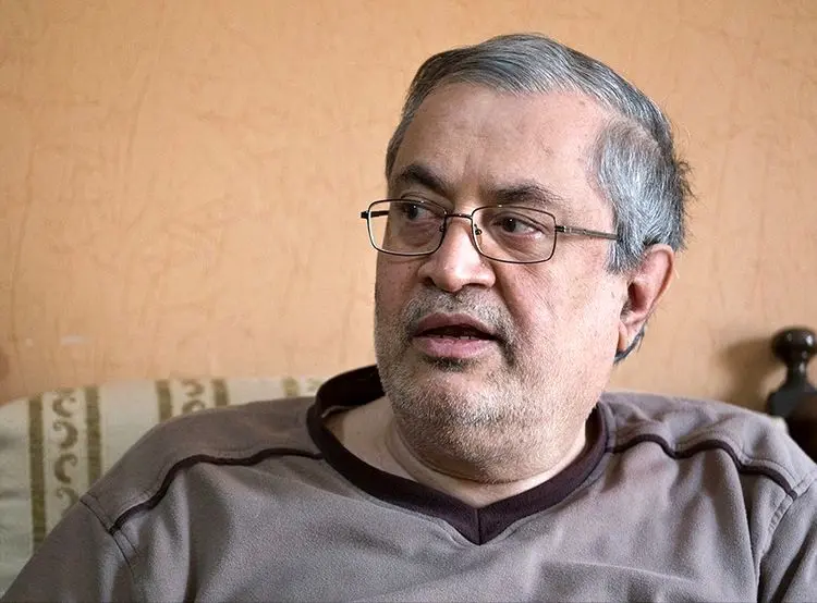 سعید حجاریان: ترمز را بکشید!