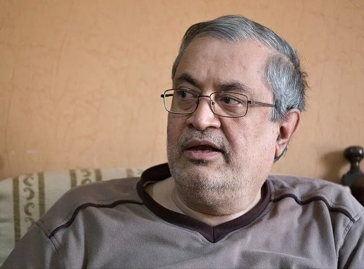 سعید حجاریان: ترمز را بکشید!