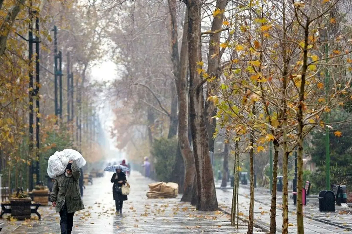 آغاز بارش برف و باران در گیلان