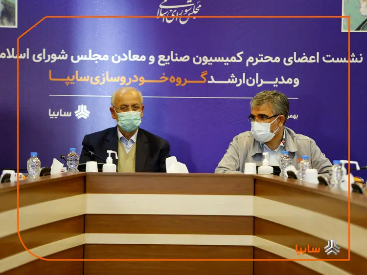 ضرورت حذف دست انداز‌ها و گلوگاه‌های صنعت خودرو
