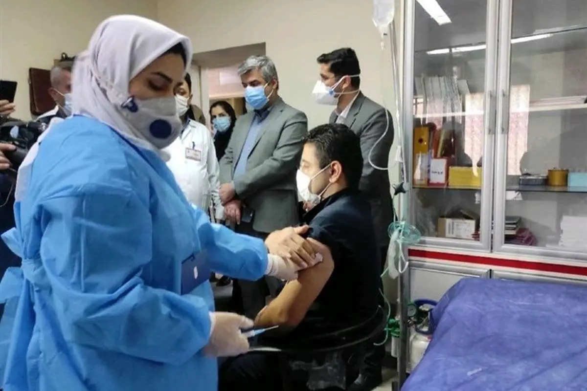 نظام پزشکی: همزمان با کادر درمان به هنرمندان هم واکسن بزنید