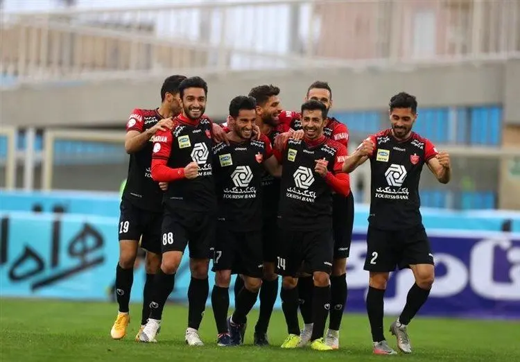 قهرمانی پرسپولیس در نیم‌فصل با گلباران گل‌گهر