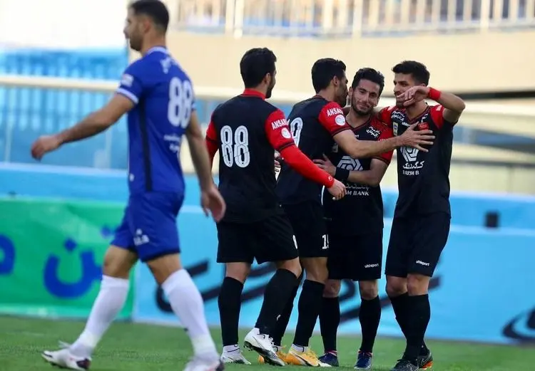 (ویدیو) خلاصه بازی گل گهر 0 - 5 پرسپولیس 1 اسفند 99