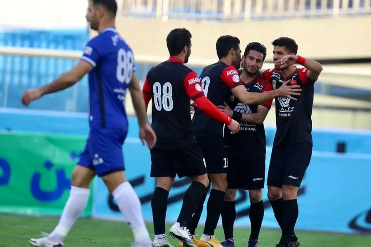 (ویدیو) خلاصه بازی گل گهر 0 - 5 پرسپولیس 1 اسفند 99