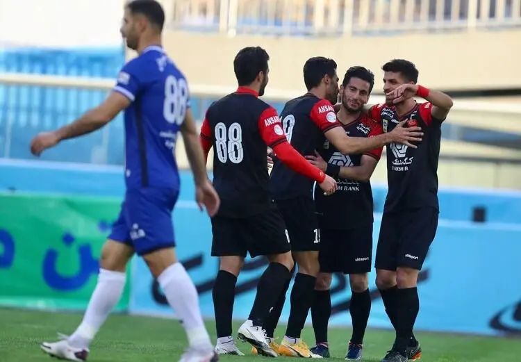 (ویدیو) خلاصه بازی گل گهر 0 - 5 پرسپولیس 1 اسفند 99
