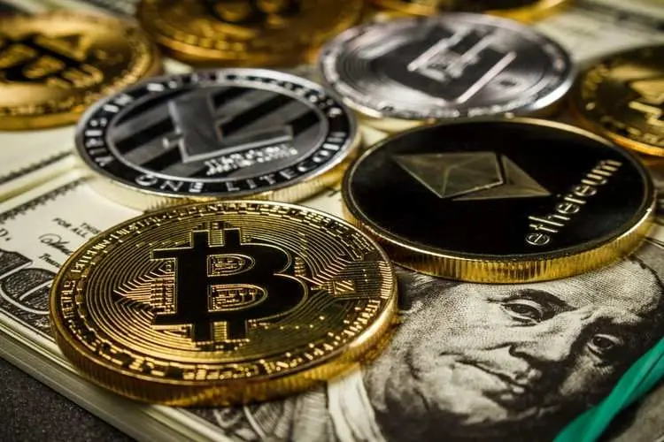 قیمت ارز‌های دیجیتال امروز شنبه ۲ اسفند ۹۹؛ رکوردشکنی مجدد بیتکوین