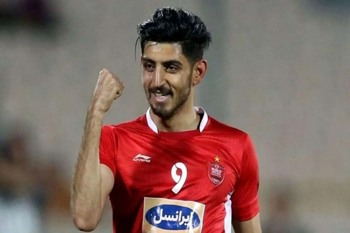 لژیونر سرشناس به تهران رسید؛ یک گام تا پرسپولیسی شدن