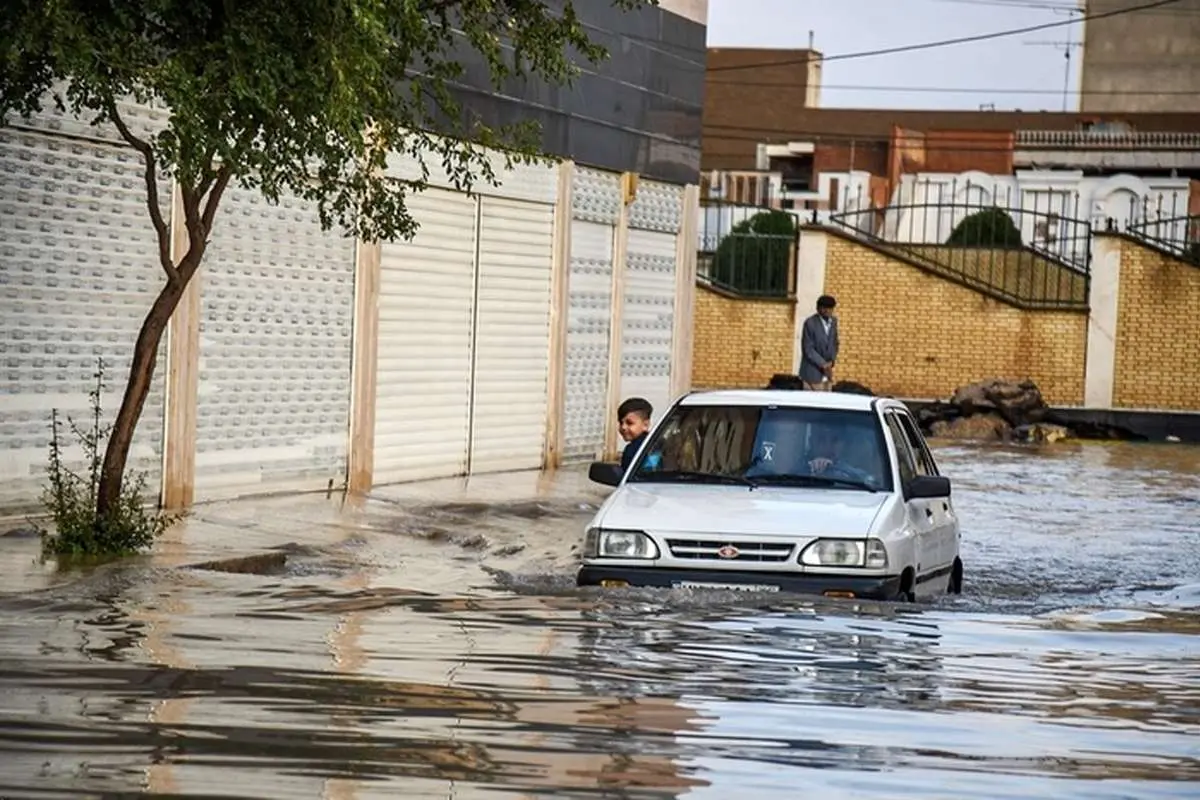 (تصاویر) آبگرفتگی خیابانها و معابر اهواز