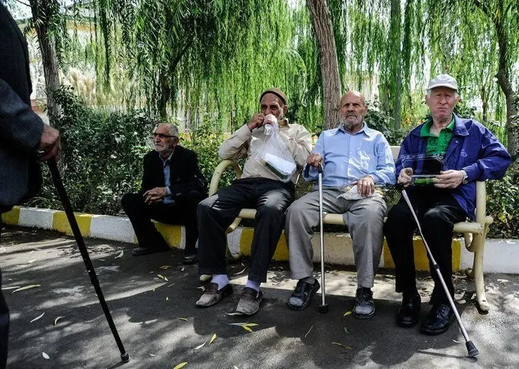 بحران ۱۳۶ هزار میلیارد تومانی صندوق‌های بازنشستگی