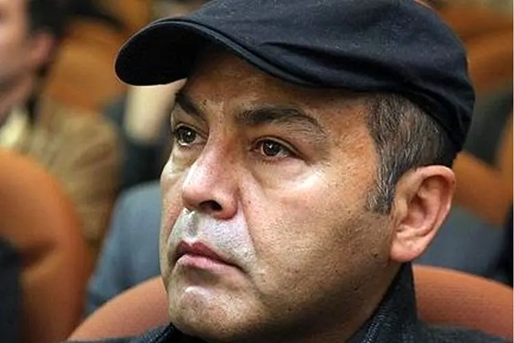 بیوگرافی فریبرز عرب ‌نیا