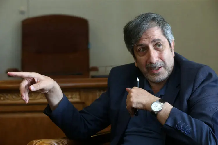 ‌اگر جمهوریت خدشه‌دار شود نه اصولگرا خواهد ماند و نه اصلاح‌طلب‌