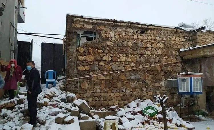 زلزله‌زدگان سی‌سخت وام ۱۸۵ و ۱۶۵ میلیونی دریافت می‌کنند