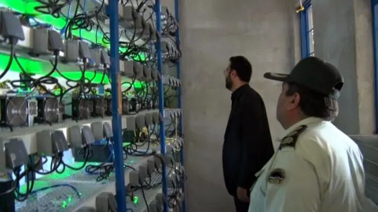 کشف مزرعه خانگی استخراج بیت کوین در شرق تهران