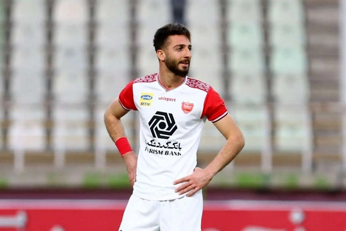 تنبیه مهاجم پرسپولیس بعد از عکس با منصوریان!