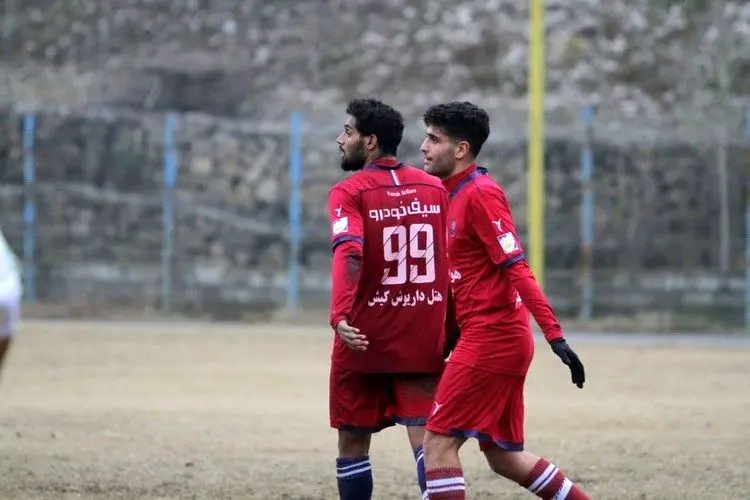 مهاجم جدید استقلال را بشناسید