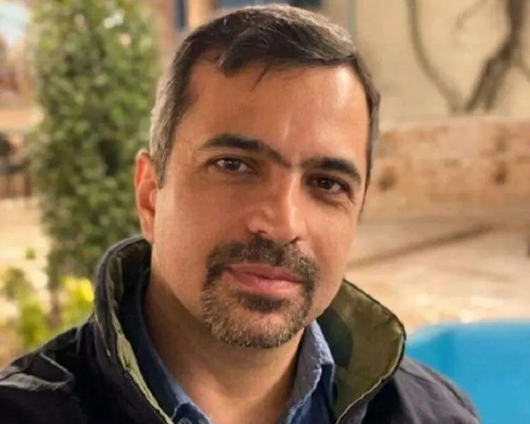 علی اکرمی بر اثر کرونا درگذشت