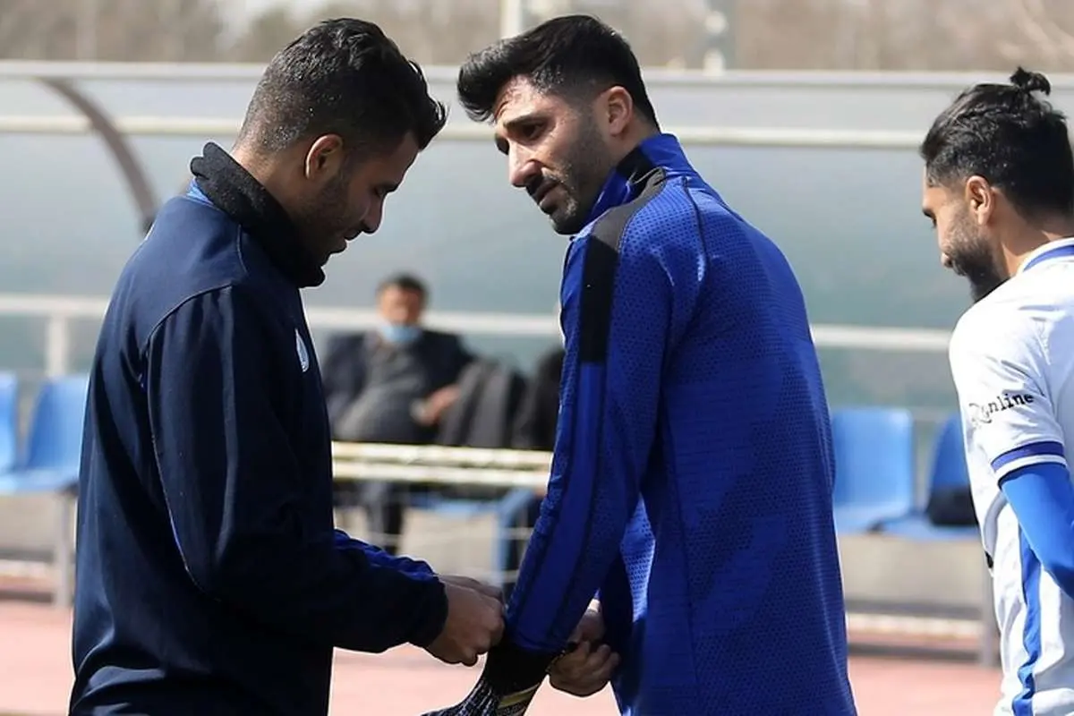 چرا دروازهبان استقلال امروز قهر کرد؟