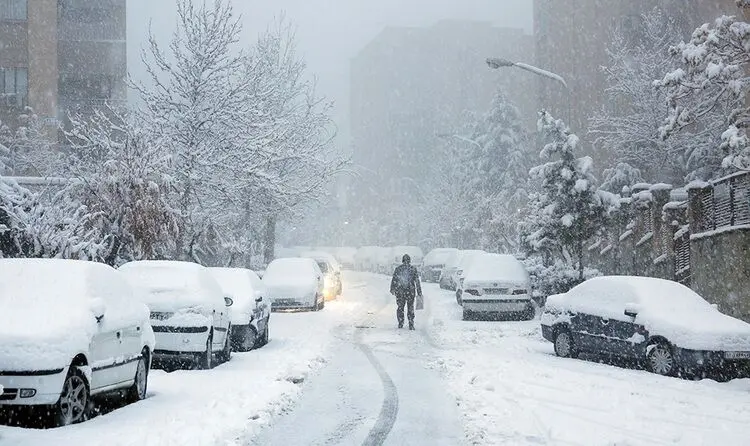 بارش برف و وقوع کولاک در چهار استان