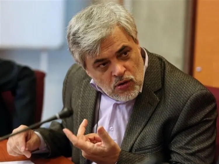 کنایه تند و تیز مهاجری به اصولگرایان