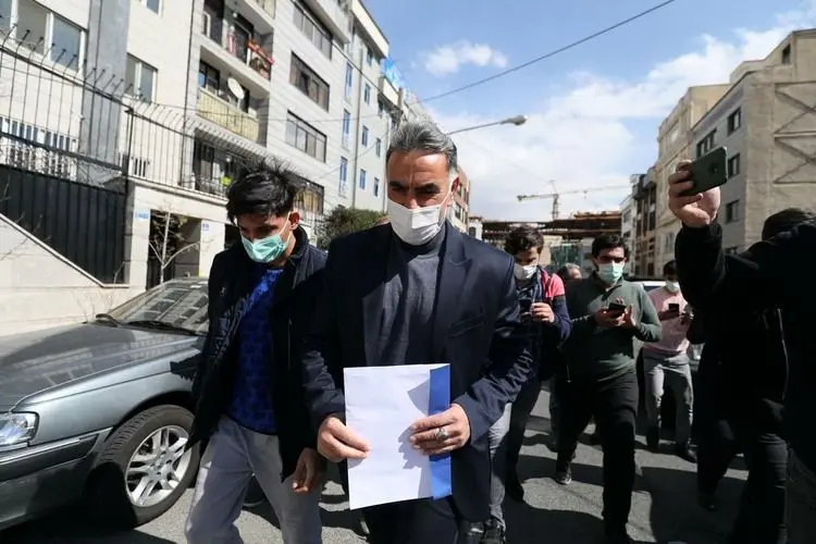 دلیل جدایی توافقی فکری از استقلال چه بود؟