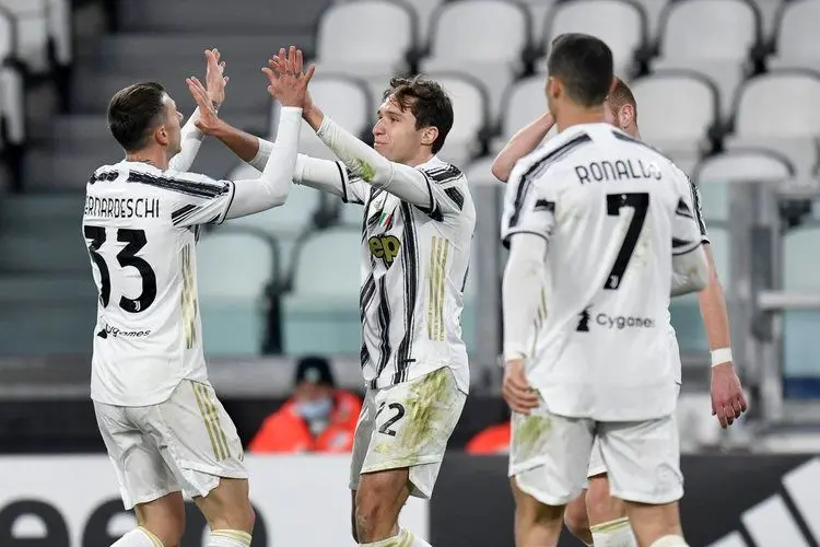(ویدیو) خلاصه بازی یوونتوس 3 - 0 اسپتزیا 12 اسفند 99