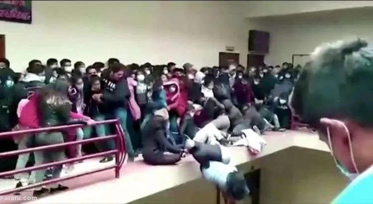 (ویدئو) سقوط مرگبار دانشجویان از طبقه چهارم دانشگاه