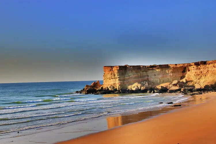 قرنطینه شدن یک روستا در قشم به خاطر عروسی کرونایی