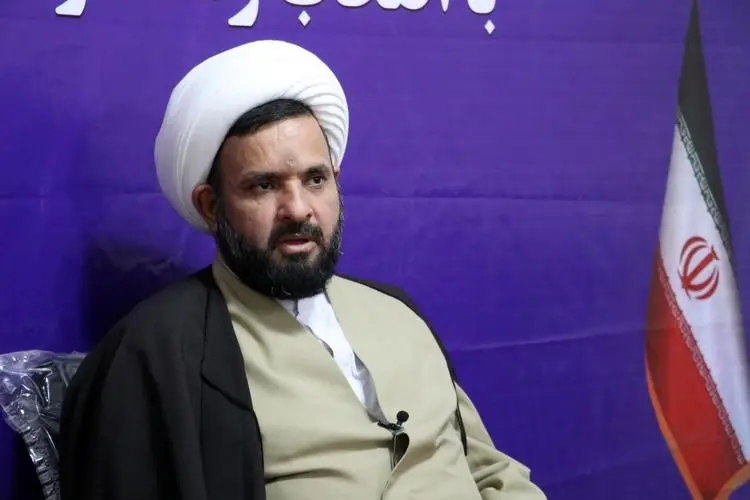 انتقاد از دخالت نمایندگان در کار رهبر انقلاب