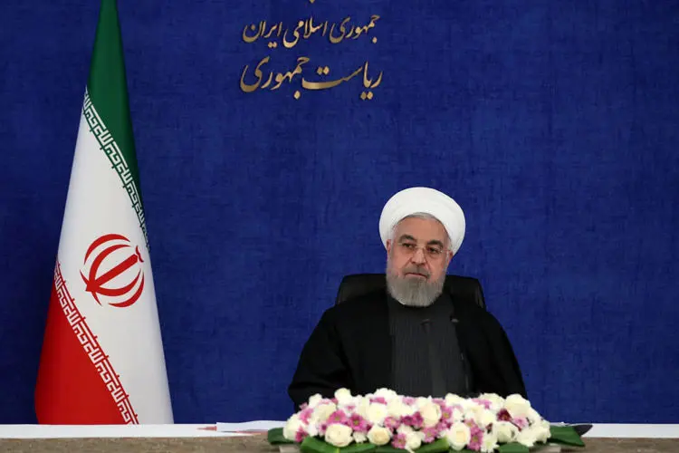 (ویدئو) روحانی: مردم با ماسک و بدون روبوسی عید دیدنی کنند