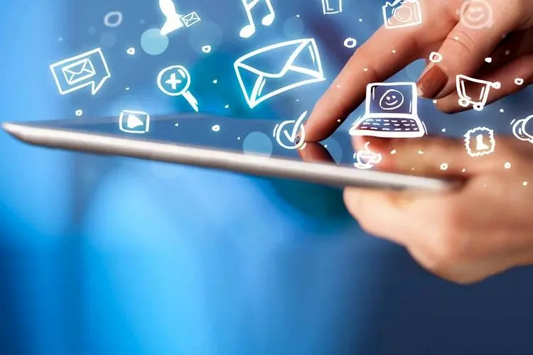 آخرین آمار کاربران اینترنت موبایل و ثابت؛ کم اقبالی به ثابت