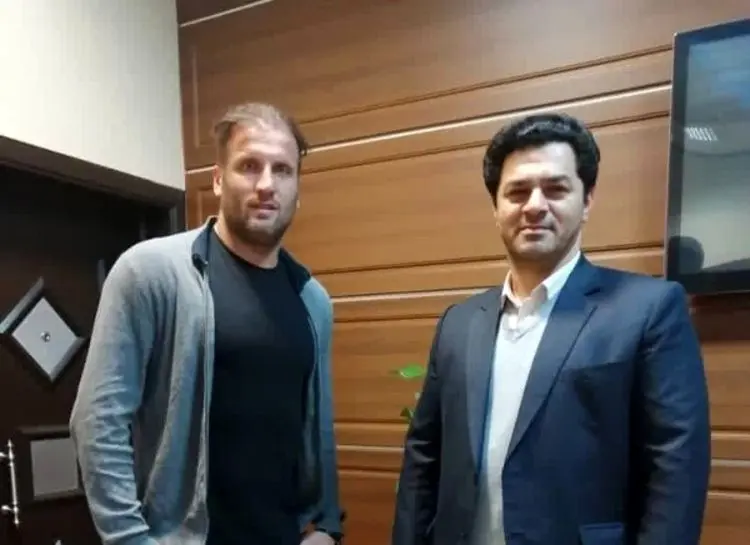 یک پرسپولیسی از سانحه مرگبار نجات یافت
