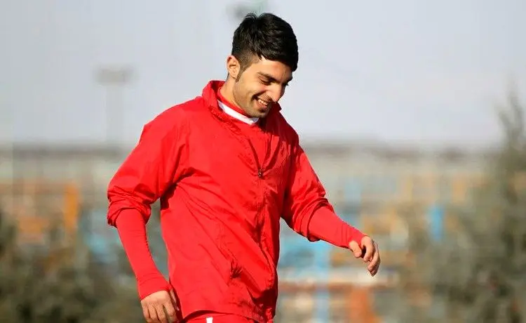 لژیونر ایرانی به تراکتور پیوست