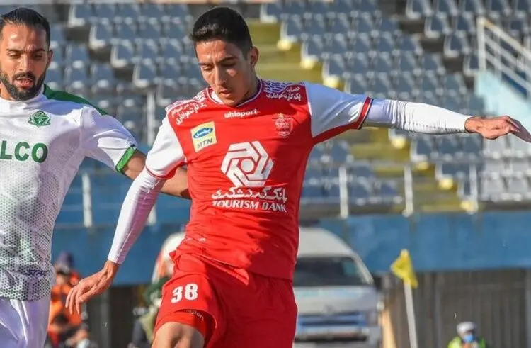 پرسپولیس مدافعش را به مشهد فرستاد