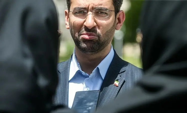 کیهان: بهتر است آذری جهرمی دنبال ترقه‌بازی برود!