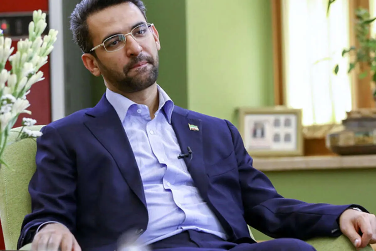 آذری جهرمی: عاقبت سعید امامی را تماشا کنید!