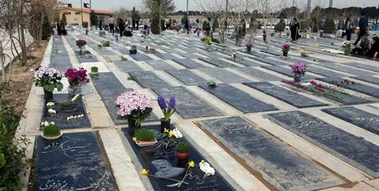 در‌های بهشت زهرا پنج شنبه آخر سال باز است؟