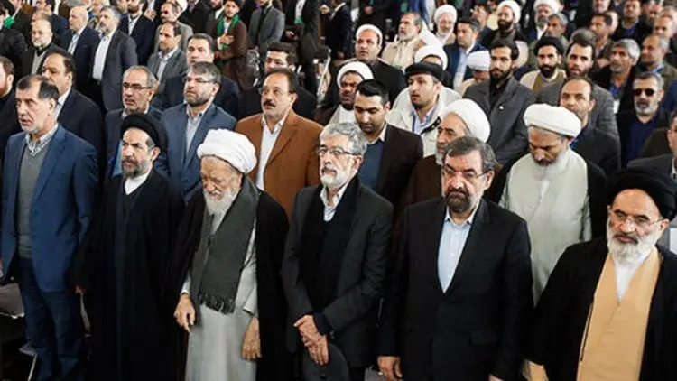 بیخ پیدا کردن ماجرای پدرخواندگی در میان اصول‌گرایان