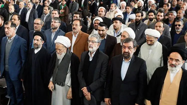 بیخ پیدا کردن ماجرای پدرخواندگی در میان اصول‌گرایان