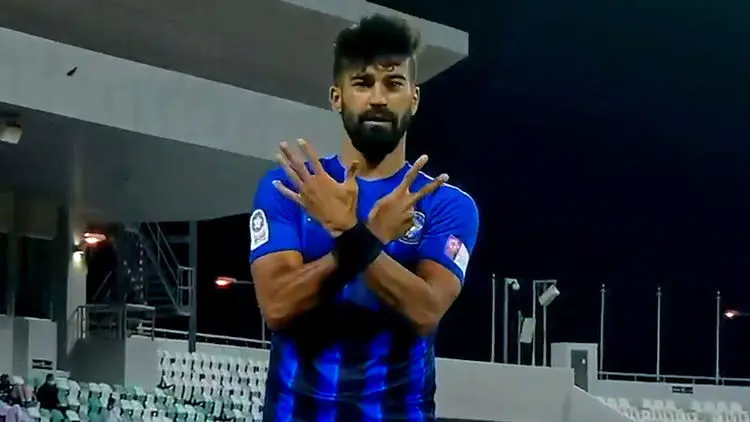 شجاع نه، یحیی مدافع محبوبش را به پرسپولیس برمی‌گرداند!